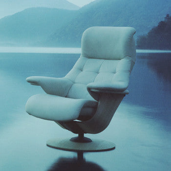 THE FIRST Chair 72