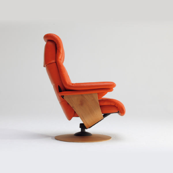THE FIRST Chair 72