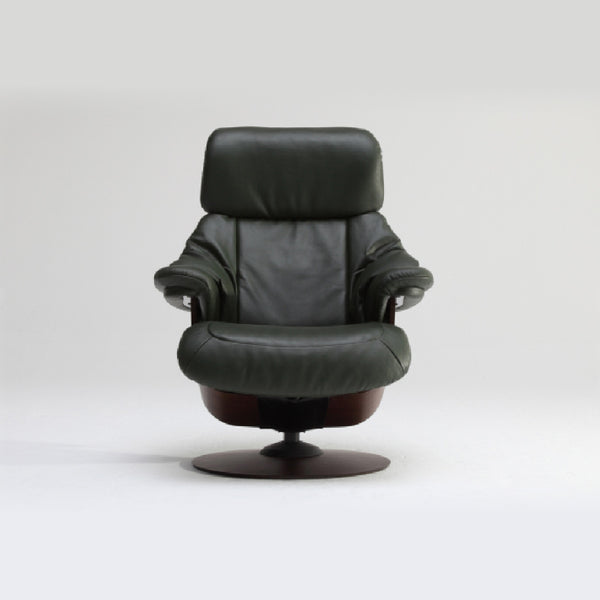 THE FIRST Chair 73