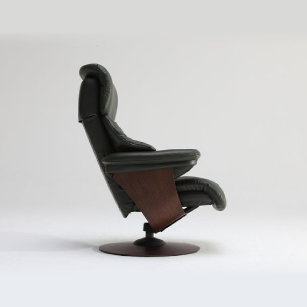 THE FIRST Chair 73