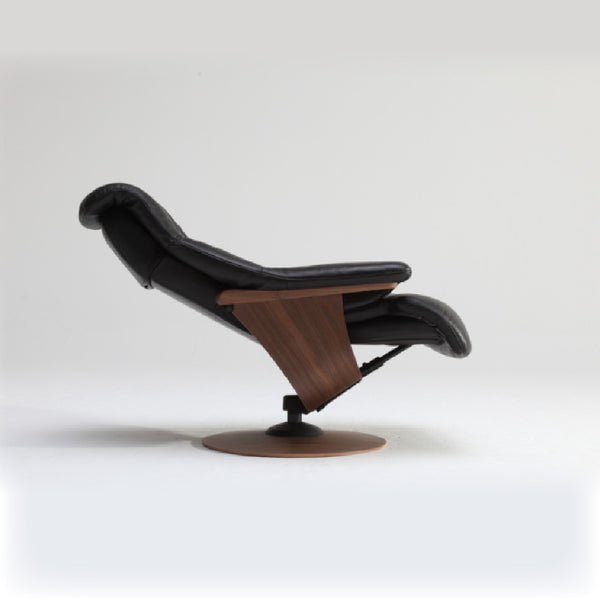 THE FIRST Chair 74