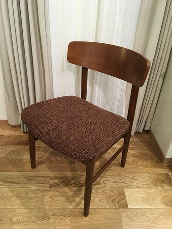 Karimoku60 T Chair
