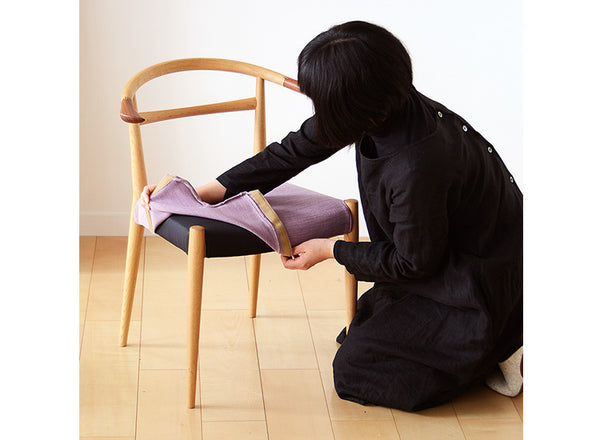 White Wood Arm Chair Type I