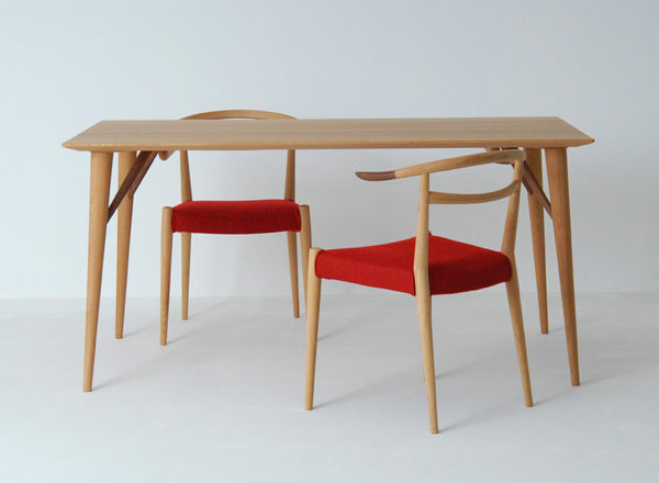 White Wood Arm Chair Type I